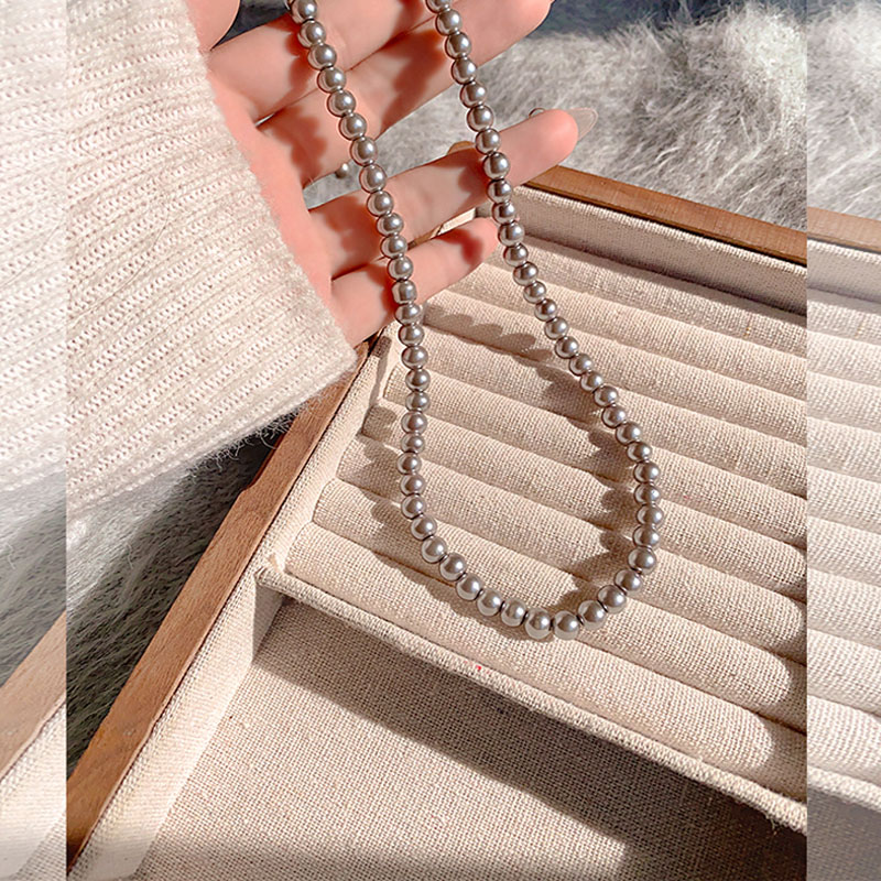 Shijia gray pearl necklace